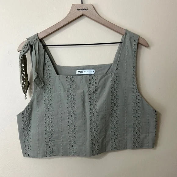 𝅺zara eyelet cropped tank - Picture 5 of 9